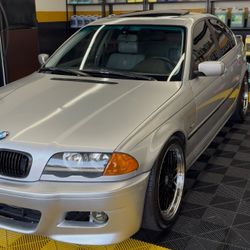 2000 BMW 328i