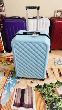 NEW 28” Hardshell Luggage – $40 FIRM 📍 Pickup: South Durango & 215 — near IKEA 💵 $40 FIRM | Same-Day Pickup Brand new 28” large checked luggage in