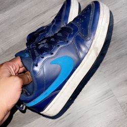 Boys 6.5y Nike