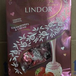 Lindt Lindor Strawberries & Cream Truffles