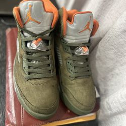 Air Jordan Size 10 M 99$   Authentic 