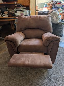 Reclining chair