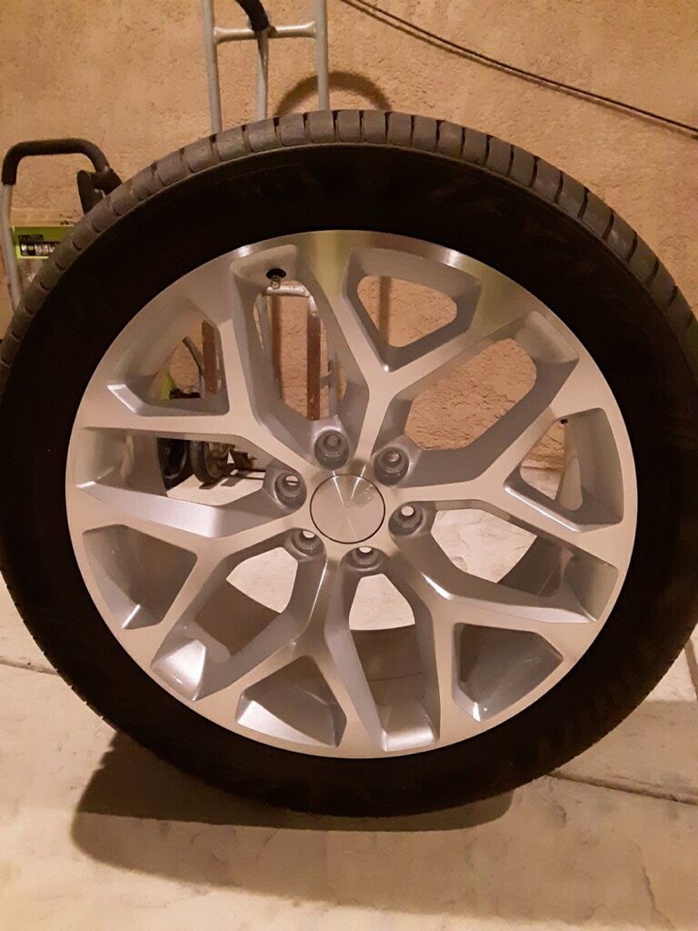 Tires and rims 22”