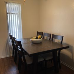 Dinning Table Set - 6 Chairs & Table Extends 