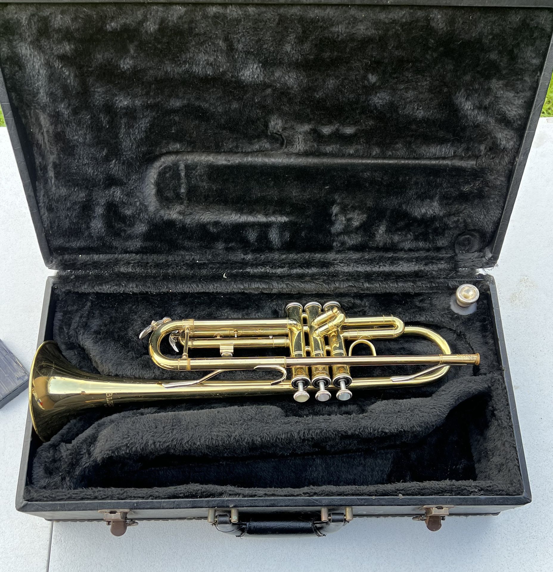 Blessing trumpet