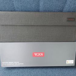 Microsoft Surface 3 - 4 TUMI Case