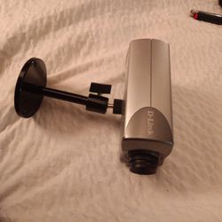 D-Link Internet Camera 2.4GHz Wireless High Quality Streaming DSC-1000W

2.01 

