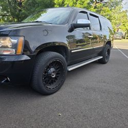 Chevy Suburban 
