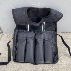 Reebok Delta 40 lb. adjustable weighted training vest. 