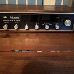 Vintage Delmonico Solid State Stereo Receiver