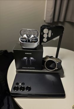 BUNDLE - S25Ultra + MORE 512GB Unlocked.