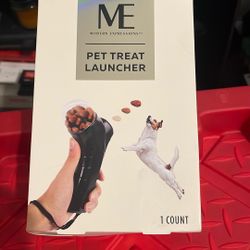 Pet Treat Launcher