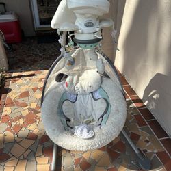 Fisher Price My Little Lamb Baby Swing Platinum 1st Edition Gently Pre-owned Excellent Very Clean Condition 