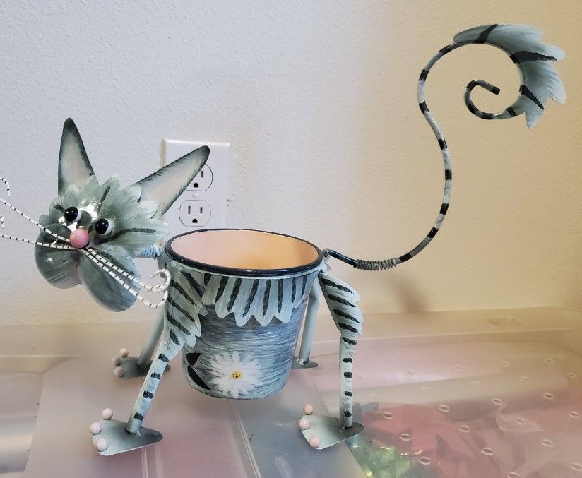 Cute Kitty Flowerpot Stand
