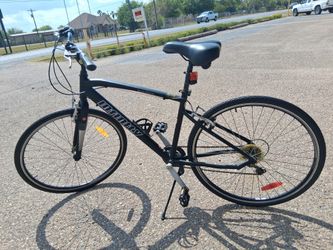 Infinity Boss Three 7 Speed 700c Hybrid Bike 