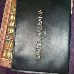 Leather makeup bag never used