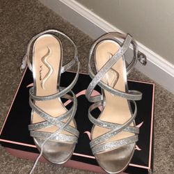 Nina Silver Heels 8M