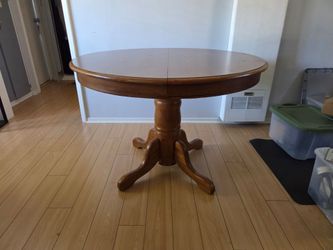 Round Oak Veneer 42" Pedestal Dining Table