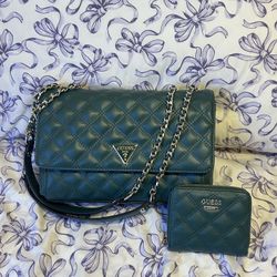 GUESS shoulder Bag / Crossbody Purse