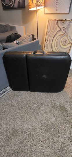 Great massage table