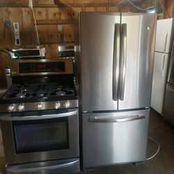 Refrijerador General Electric 30 Pulgadas De Ancho Y 69 De Alto  Y Estufa LG 5 Quemadores De Gas