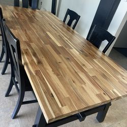 Dinning Table 