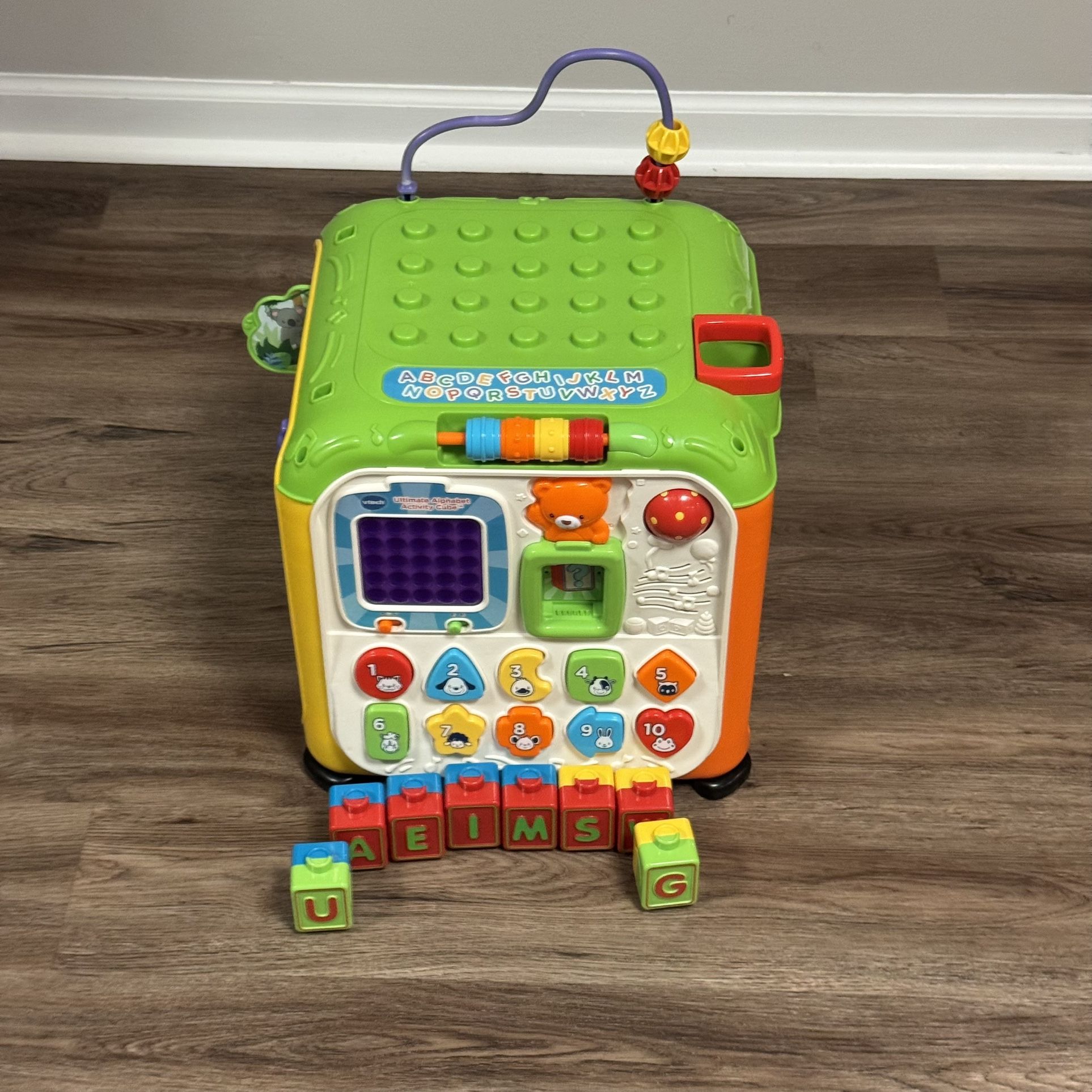 VTech Ultimate Alphabet Activity Cube, Without Cubes.