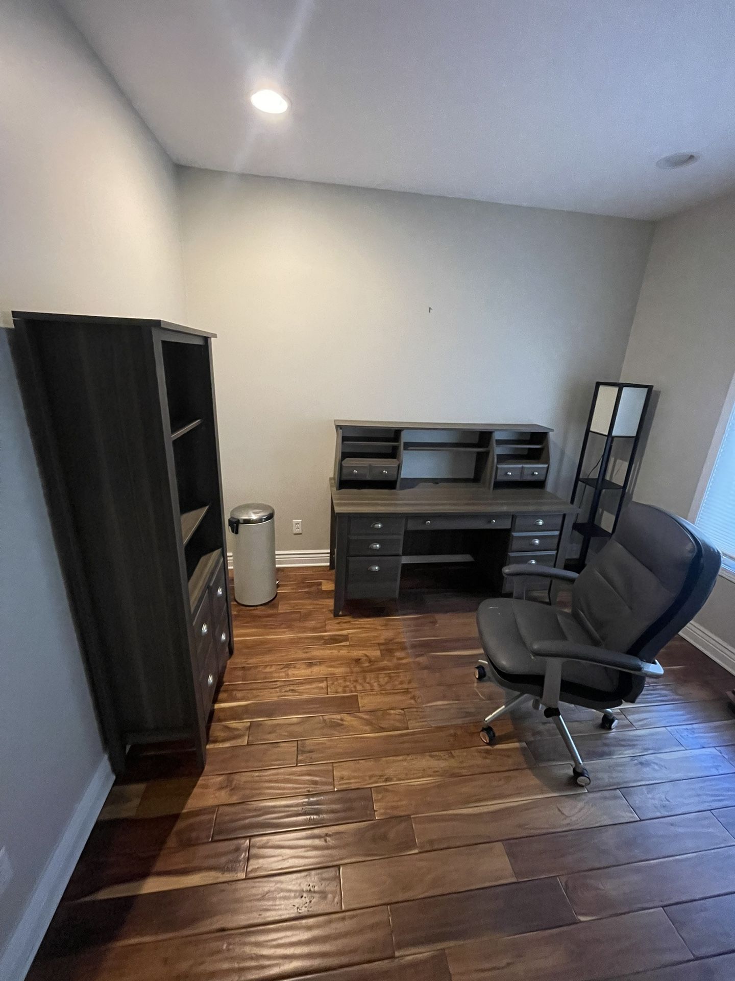 3 pc Office Set. Computer desk And Chair