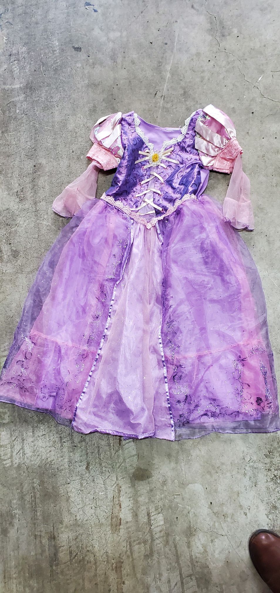 Rapunzel costume size 5