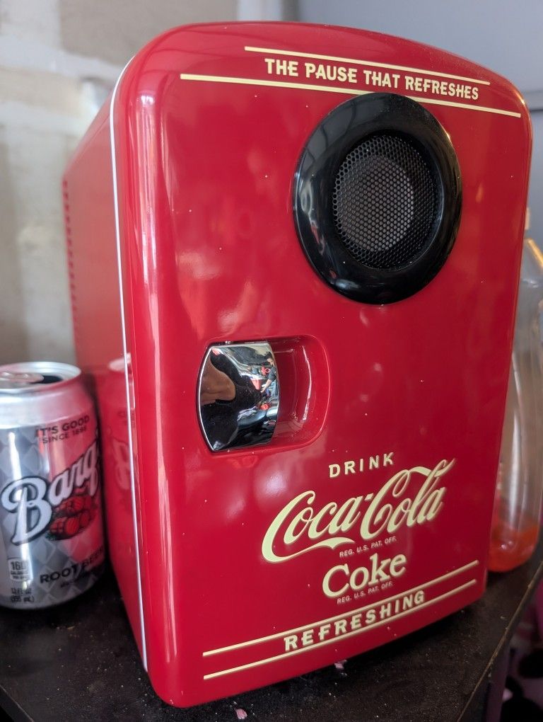 Mini Fridge / Speaker