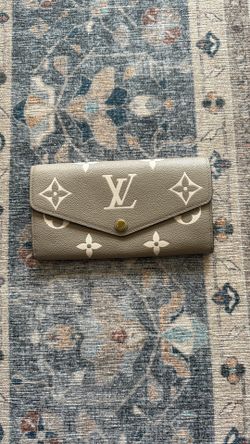 Louis Vuitton Wallet