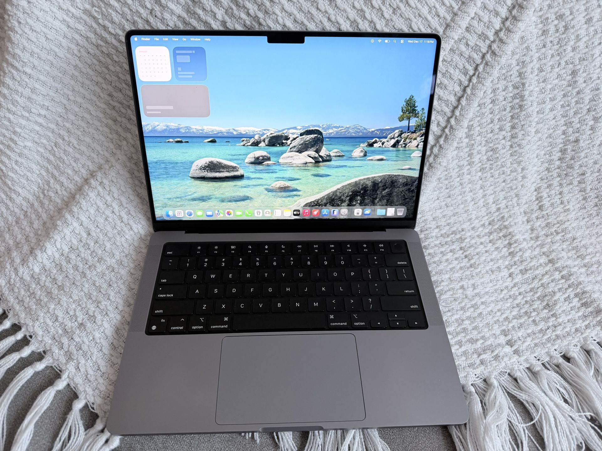 MACBOOK PRO 14 INCH M1 PRO! 16 GB RAM! 1TB SSD