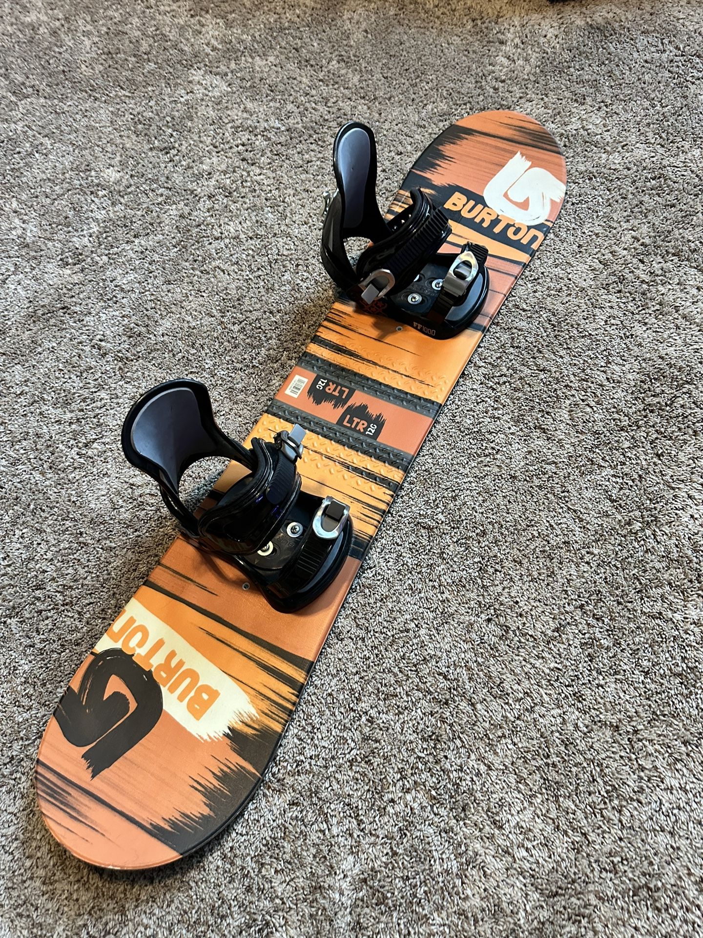 *Burton kids snowboard/5150 bindings size 120cm and other snowboard gear/winter gear for the family