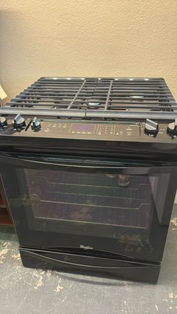 Nice like new Whirlpool gas stove