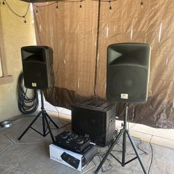 Complete DJ Speaker System – Dual 15” Speakers + Subwoofer + Mixer
