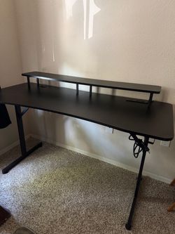 Large gaming desk black