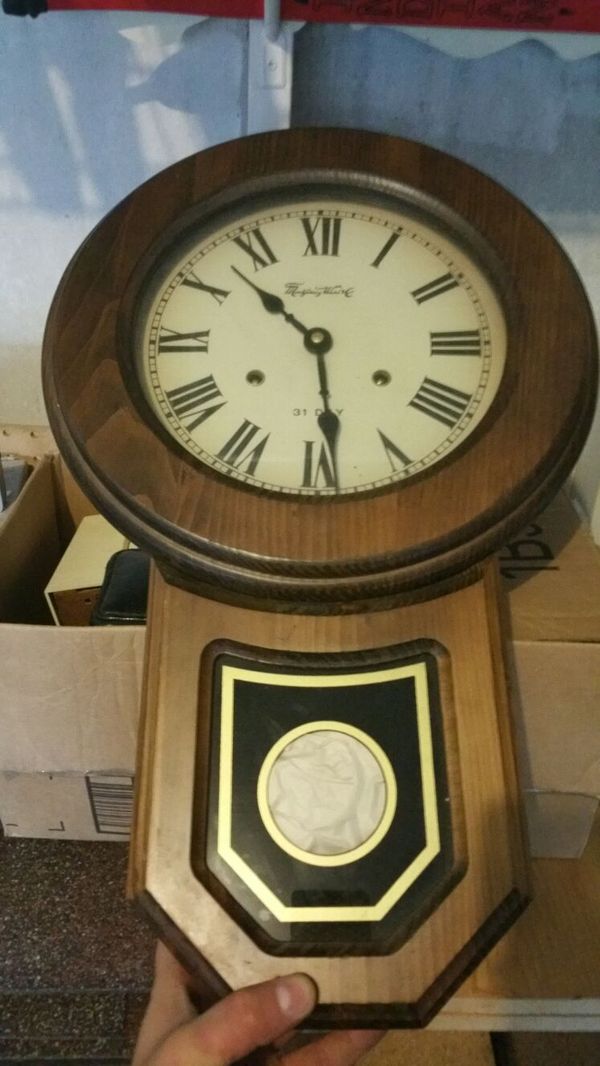 Montgomery ward Dorset 31 day winding wall clock for Sale in Hoffman Estates, IL OfferUp