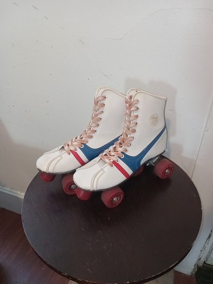 Antique 1960's ROYAL Skates /Dirby Worn Roller Skates  $15