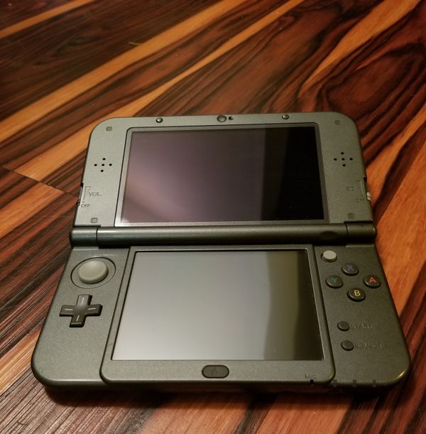 Nintendo "New" 3DS XL Jailbroken/Homebrewed with Case for Sale in