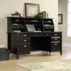 Sauder Shoal Creek Executive Desk WITH HUTCH