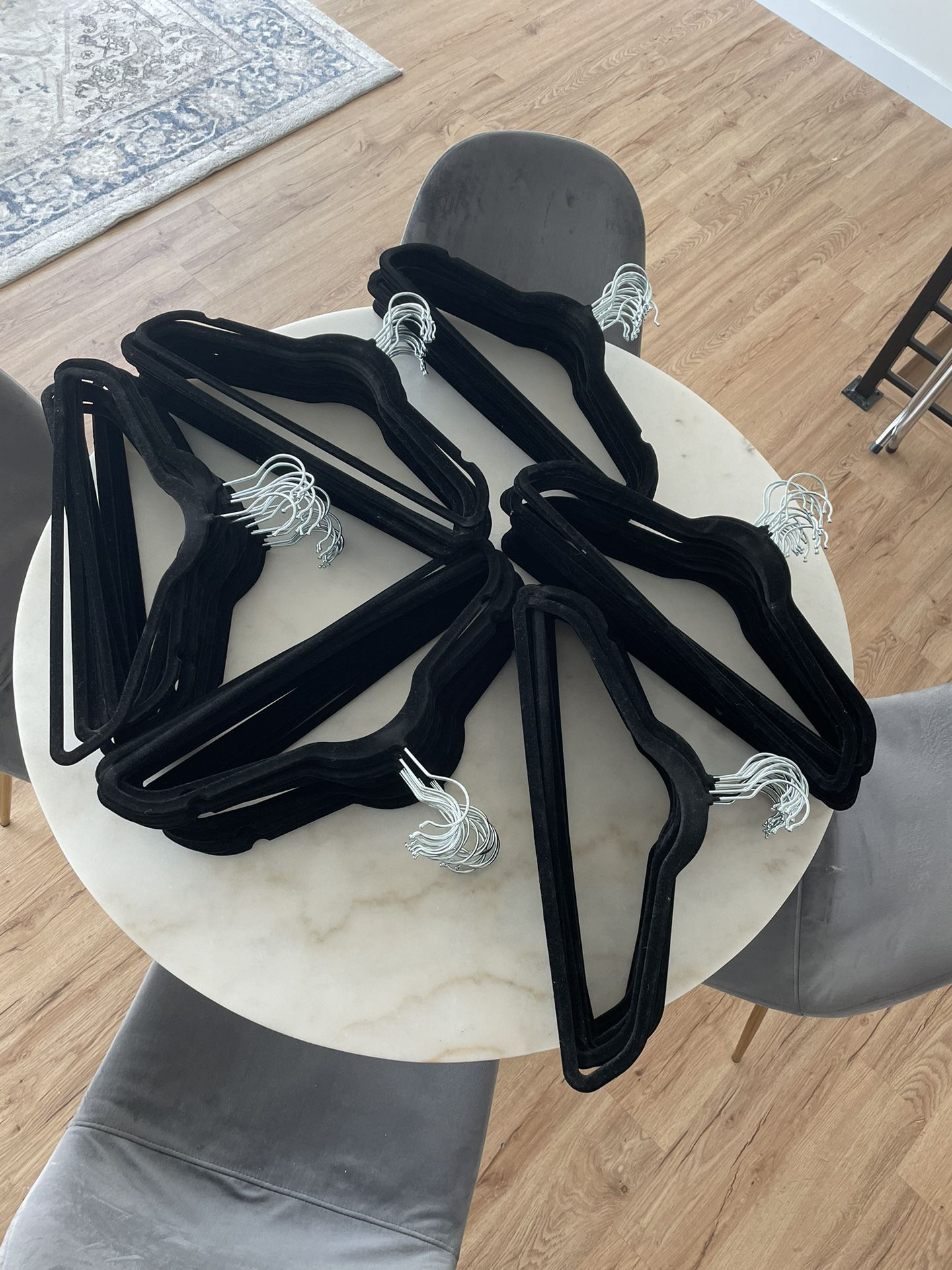 100 Velvet Hangers