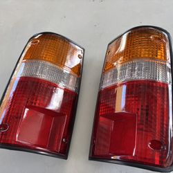 Toyota Pickup Taillights 