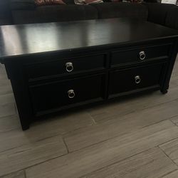 Coffee Table/ Side Table 