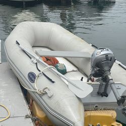 2019 91/2’ West marine Hard Bottom $850