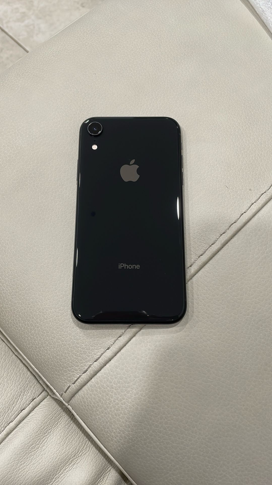 iPhone XR
