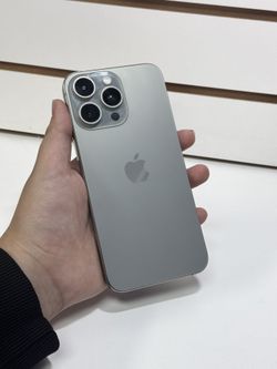 iPhone 15 Pro Max 256 GB Unlocked