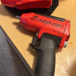 Snap On Air 3/8 New  300