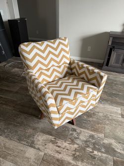 Lay z boy arm chair