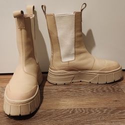Puma Boots