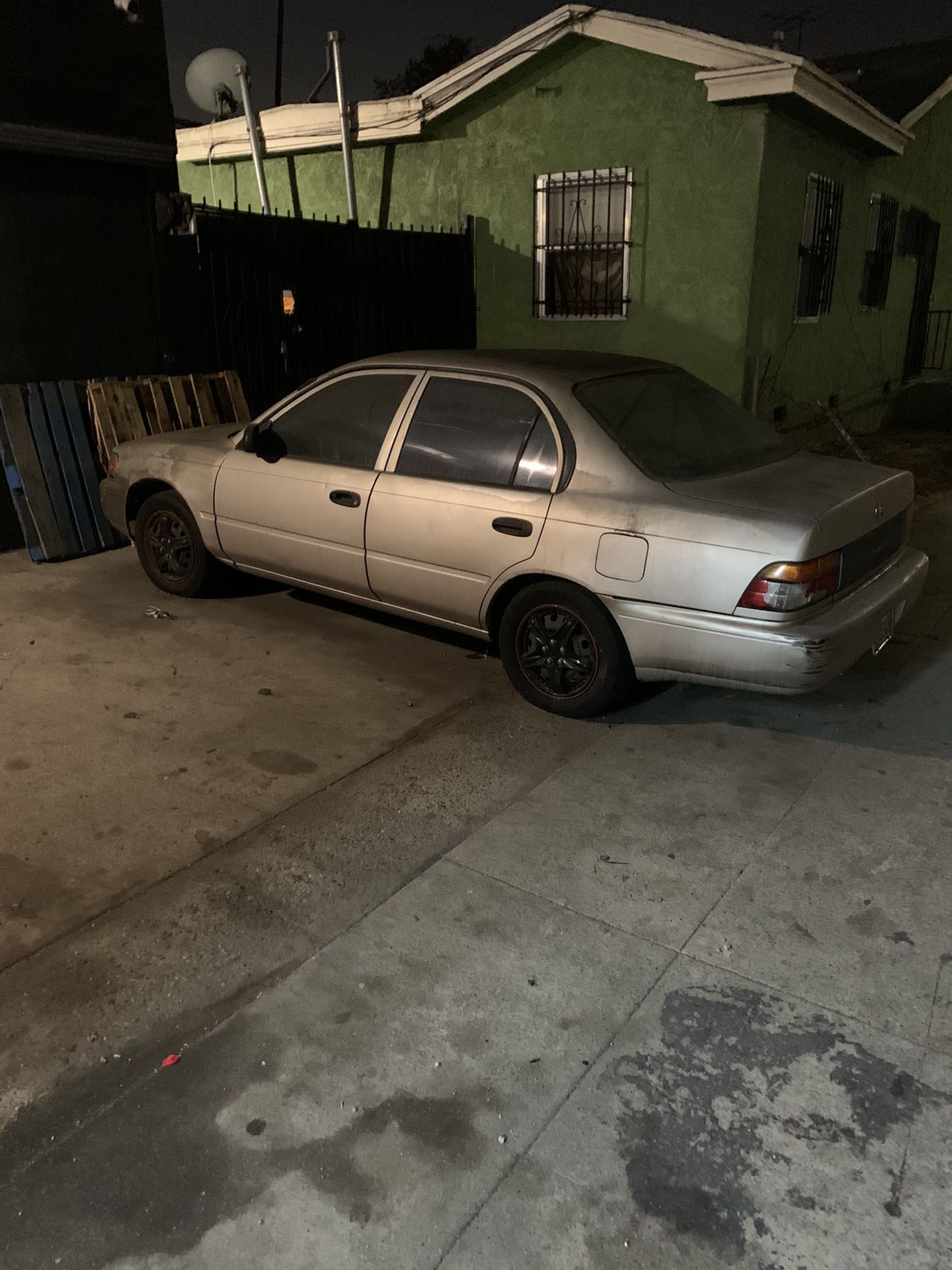 Corolla 1993 for parts engine bad